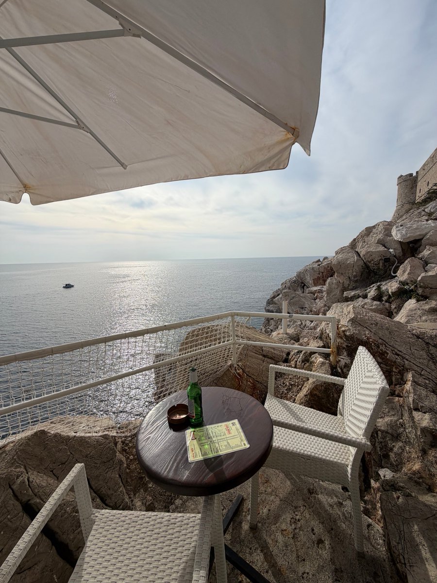 Alastair Hilton tweet media