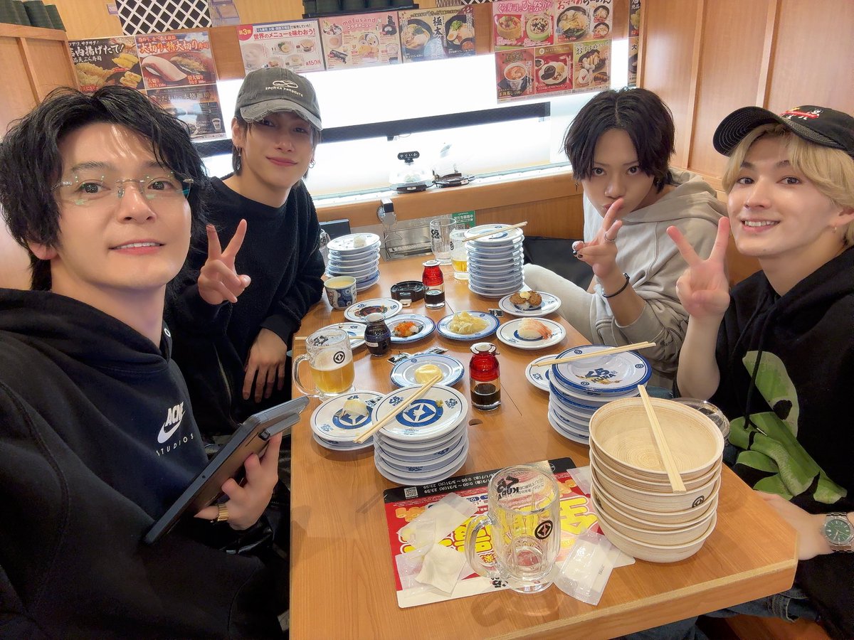 kandai_1021's tweet photo. 舞台「私立探偵 濱マイク -罠-THE TRAP」
休演日あけ2公演終了！

お足元の悪い中ご来場いただきました皆様
配信ご視聴してくださった皆様
誠にありがとうございました！

有言実行。
#濱ステ #濱マイク https://t.co/ib3As5ikpK
