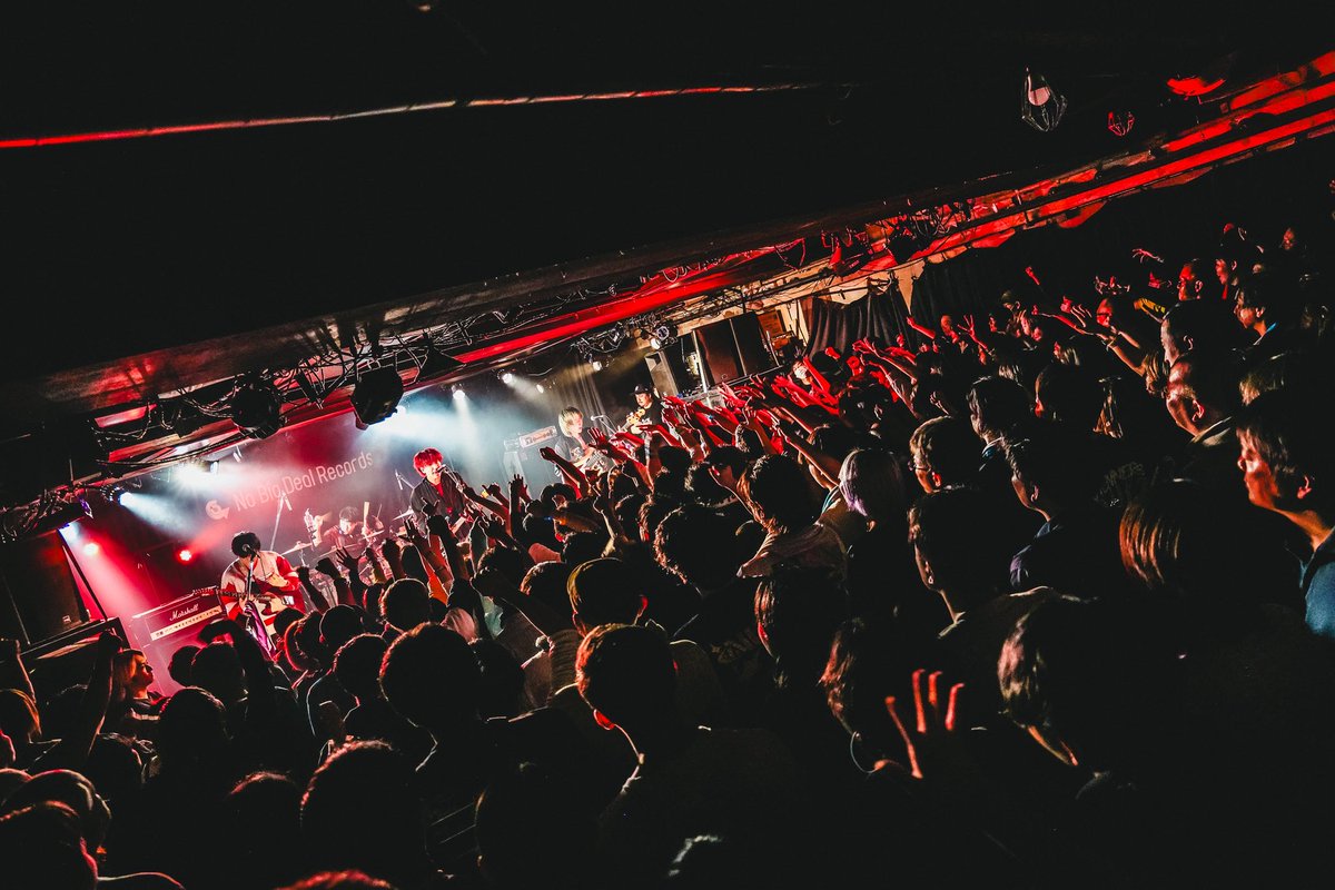NBDR_info's tweet photo. 速報レポート🔥

No Big Deal NIGHT 2026
- HINAMATSURI GIG -

3組目に登場したのは…
ORCALAND！

レーベルのお祭り担当が登場！🕺
玉屋2060％を迎えた
一夜限りのコラボステージも披露し、
フロアは最高潮に！🪩

📸 @wakaa_02(1-3枚目)@akaikai_69 (4枚目) https://t.co/CbOKQ6iM0s