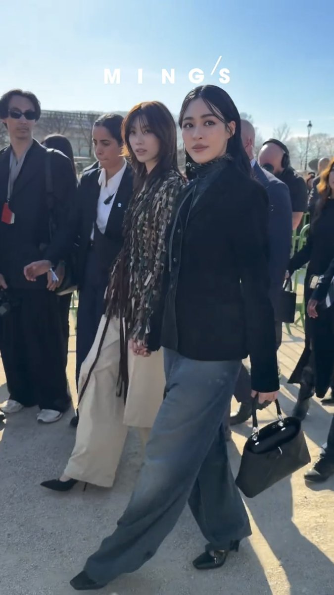 Annbewer's tweet photo. อมกกกกก หลิงออมมาแล้วววววว

LINGORM BA DIOR AT PFW26 #LingOrmDiorAW26 https://t.co/nwAAXuKkND