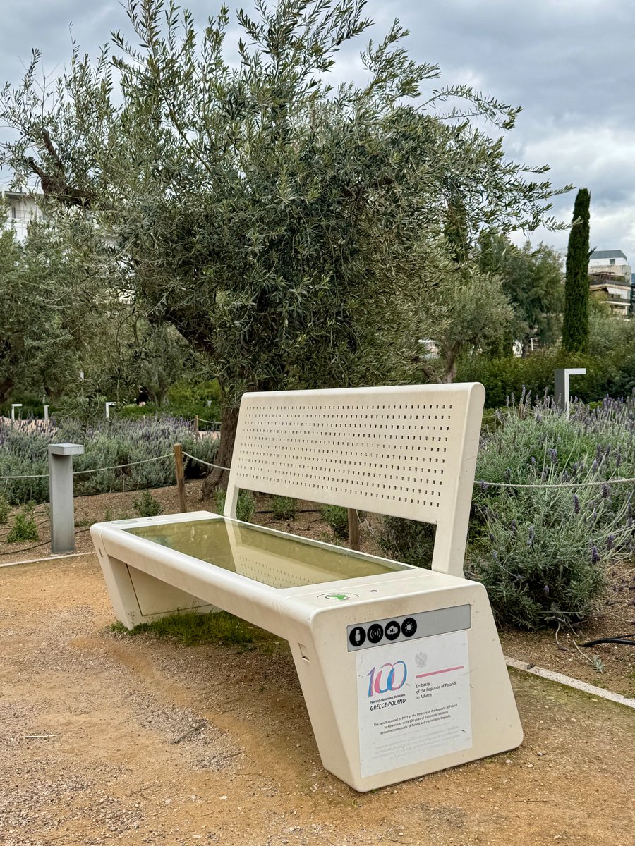 PLinGreece tweet media