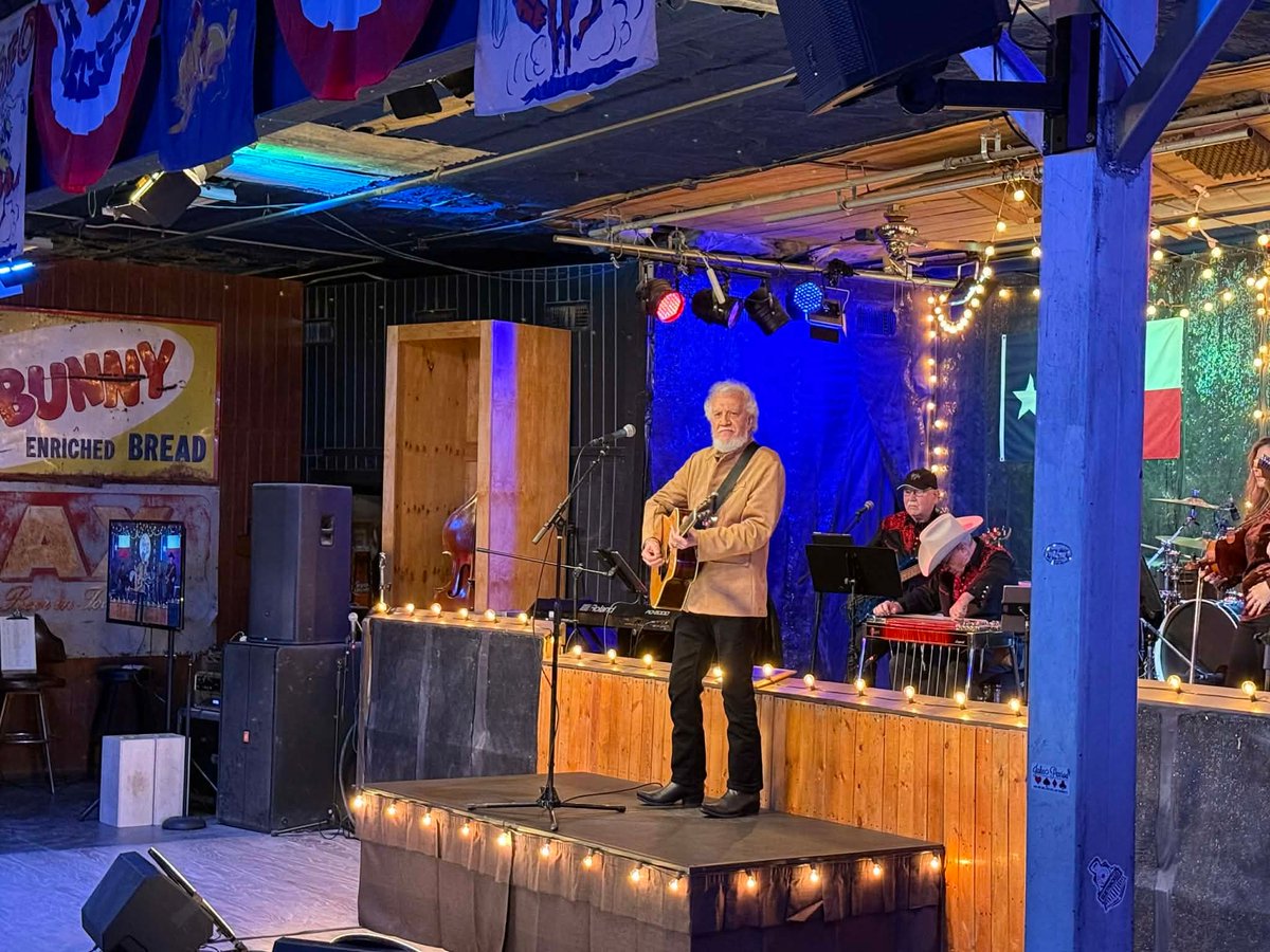 Bobby Mackey tweet media