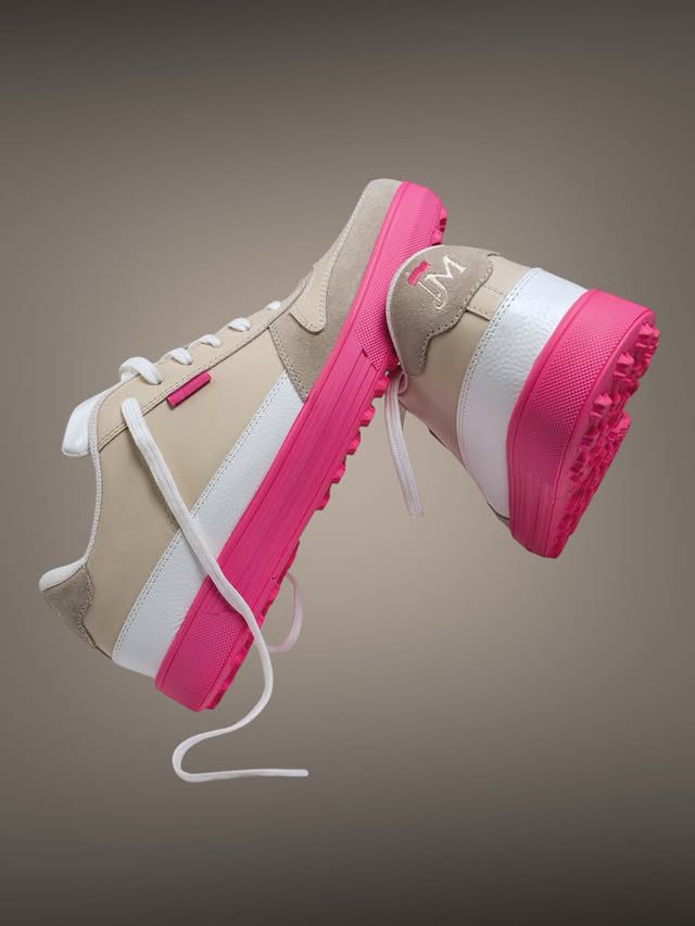 Raymond Williams tweet media