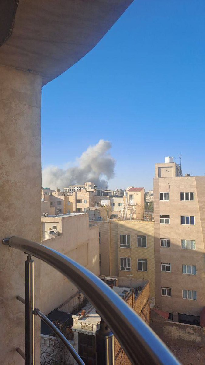 kwkb_at89194's tweet image. 🚨 BREAKING

Attack Targeted Office Building of Iran's Council of Experts Leadership in Qom.

#IranSecurity #MiddleEastCrises
#Iran #Israel #USA #BreakingNews #MiddleEast