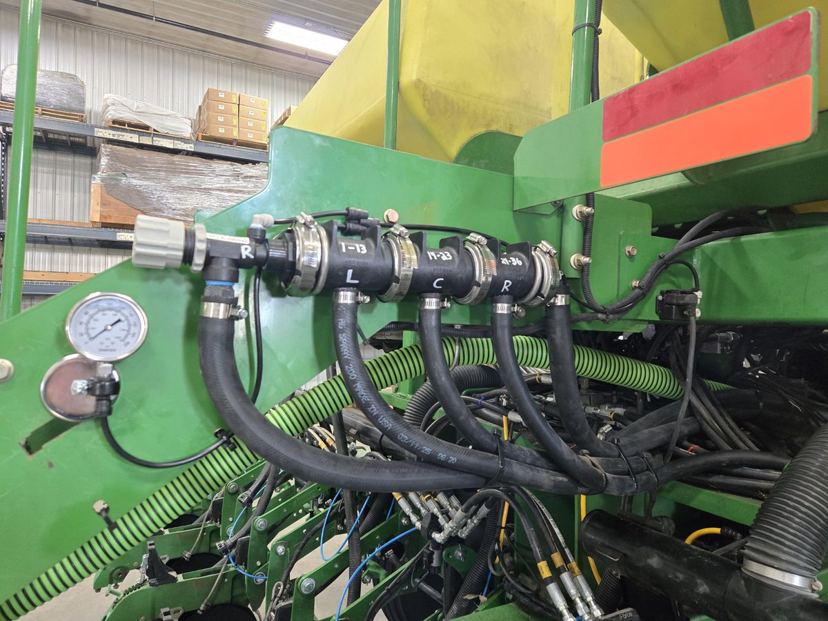 AgassizPrec's tweet photo. Another one ready for #Plant26 @PrecisionPlant #EMHD #vDrive #DeltaForce Still time to get upgrades before spring!๐๐ช https://t.co/cSUCNv9WDU