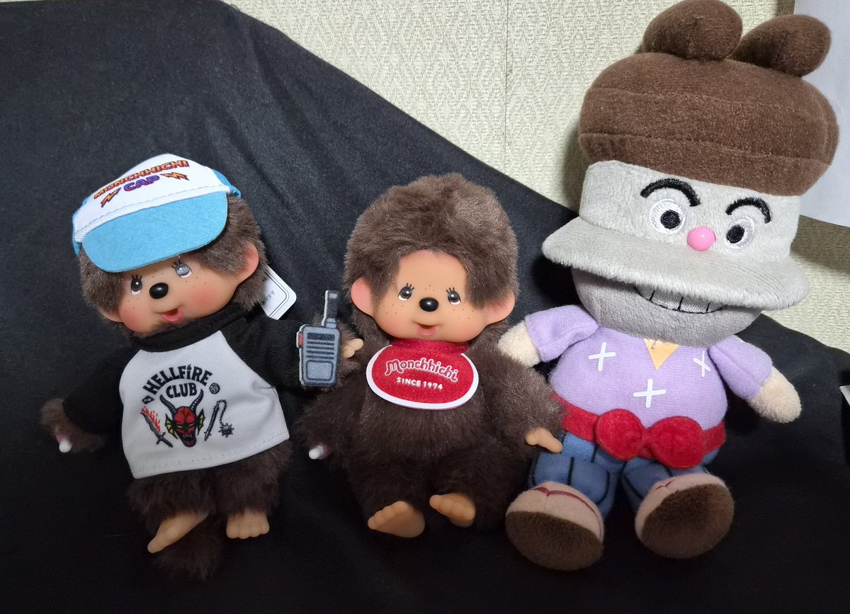 あたすもヘルファイアモンチッチ持ってんのよー💙トランシーバーといい、キャップといいストシンモンチッチかわいー！！！