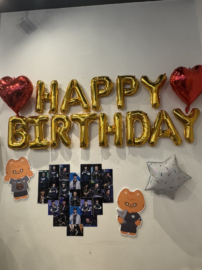 nyang_nyangngng's tweet photo. ν΄κ·Ό ν μμΉ΄ λ§μ°¨ νκΈ° νννν
#Always_with_Chovy
#2026_HAPPY_CHOVY_DAY https://t.co/BrP07ZKYwM
