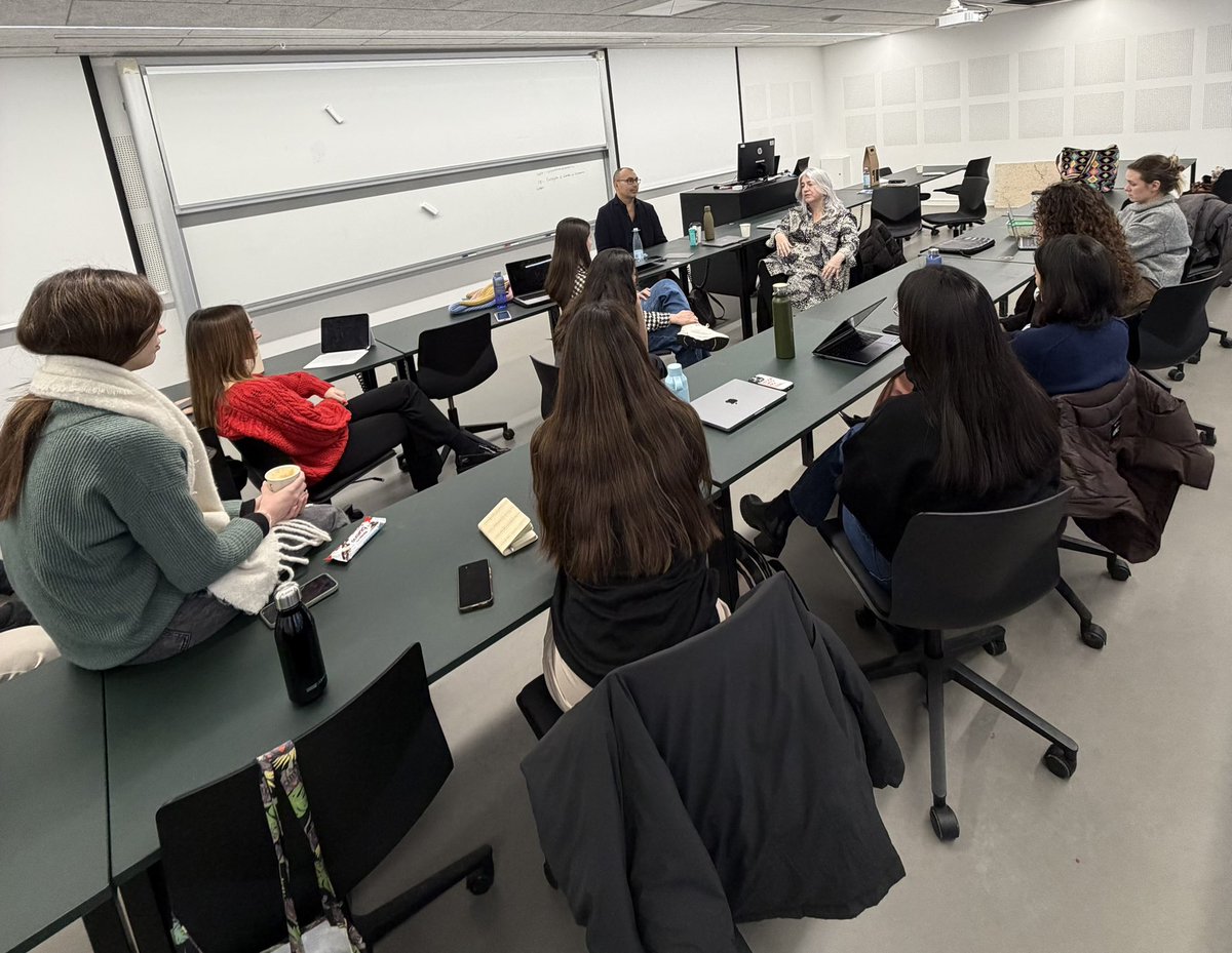 Embajada de Colombia en Dinamarca tweet media