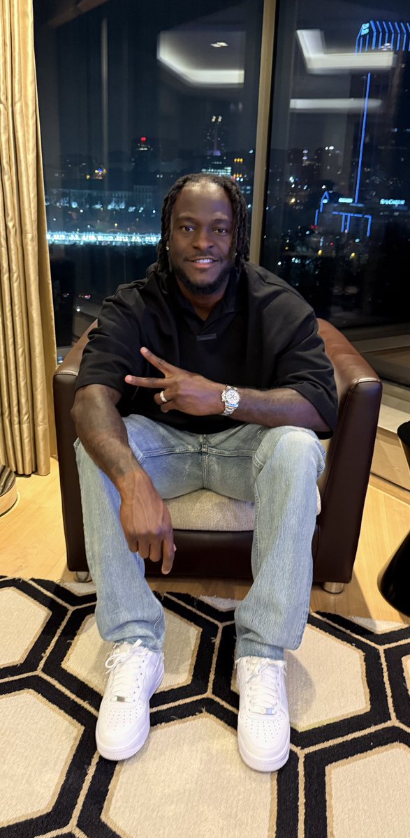 Victor Moses tweet media