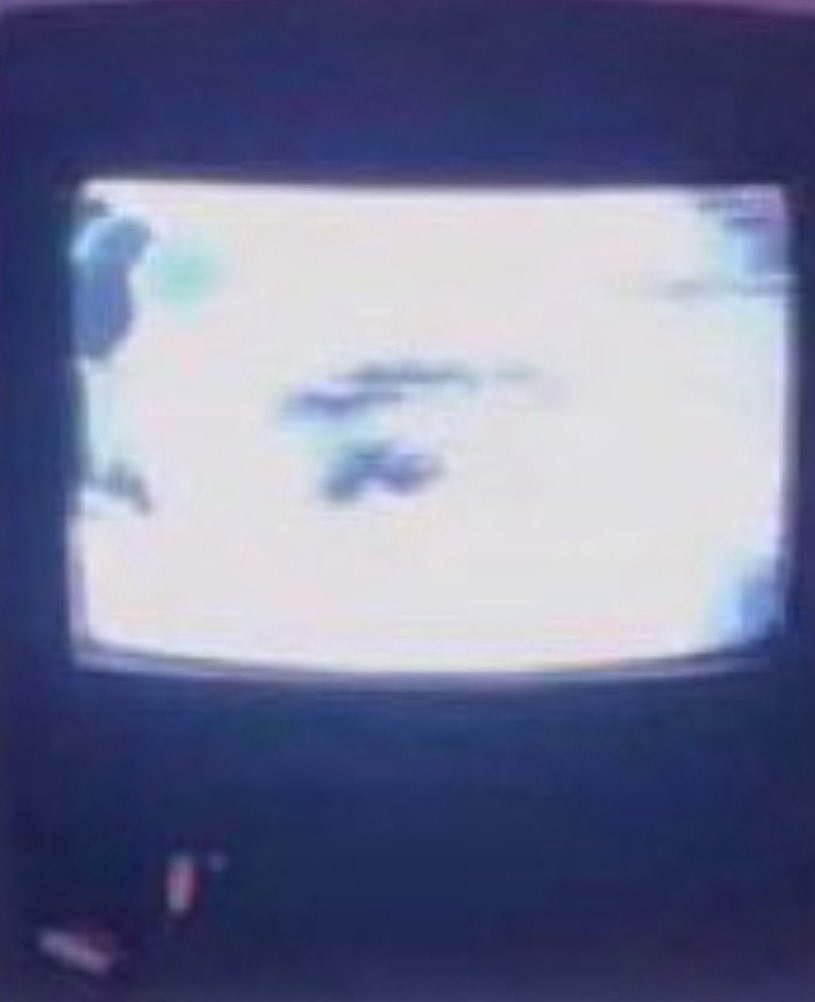 Ariana Grande Belgium tweet media