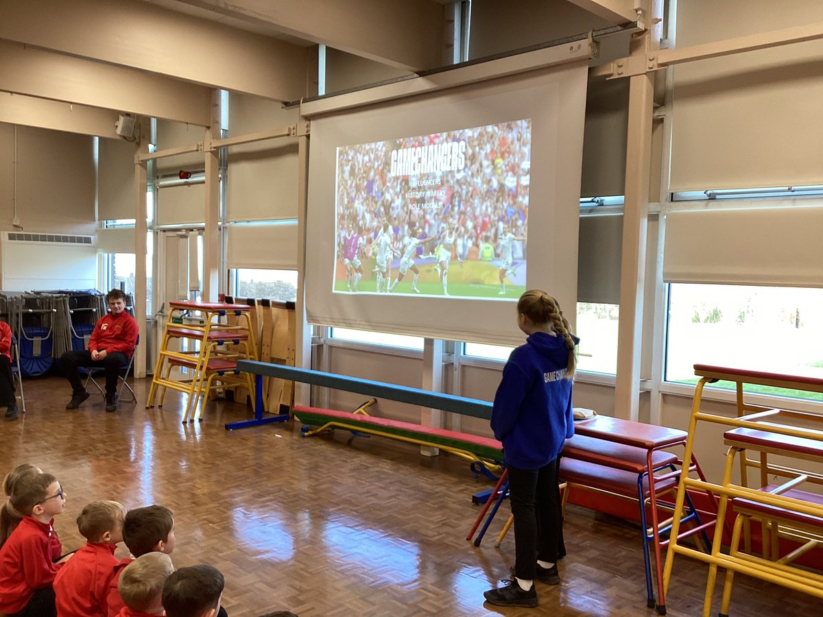 PE at Broadbent Fold Primary School tweet media