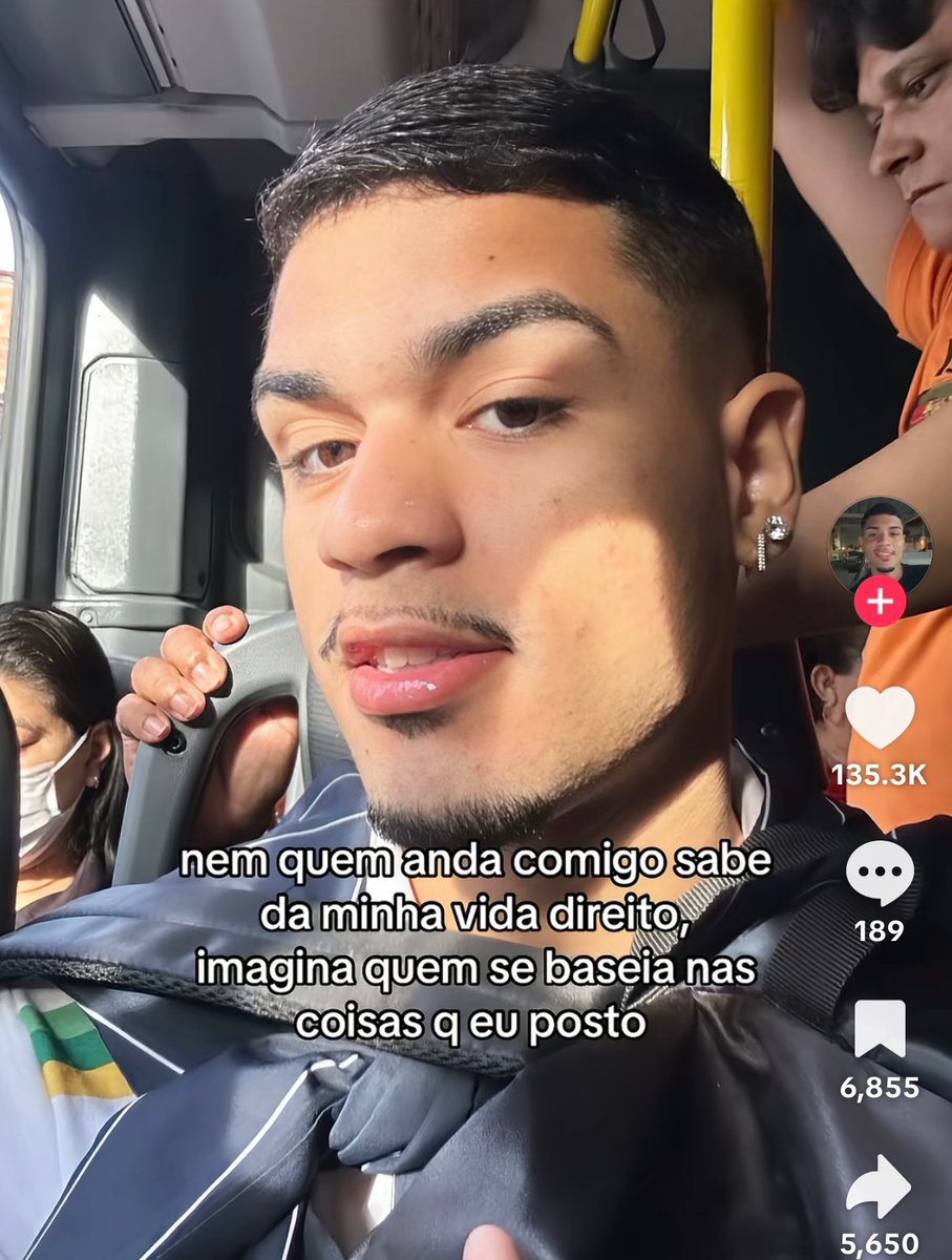 Tiktok fora de contexto tweet media