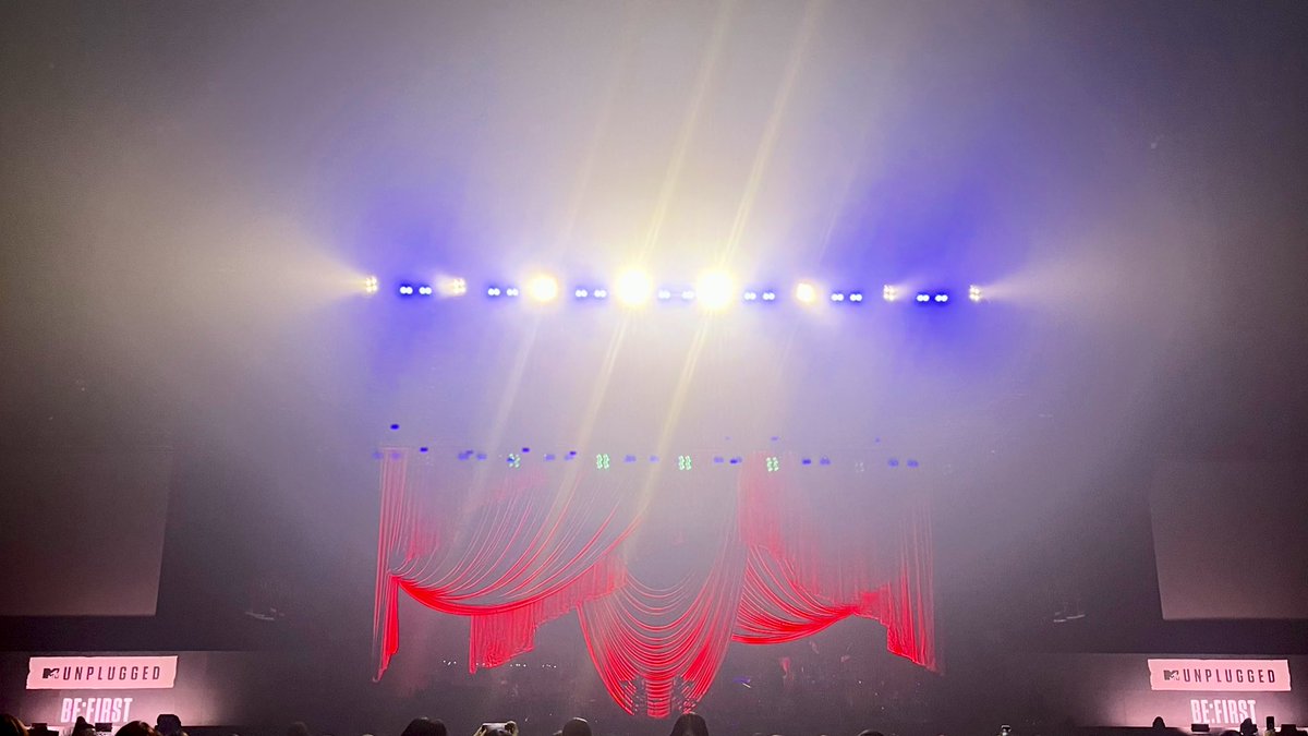 moni🦈🐱 tweet media