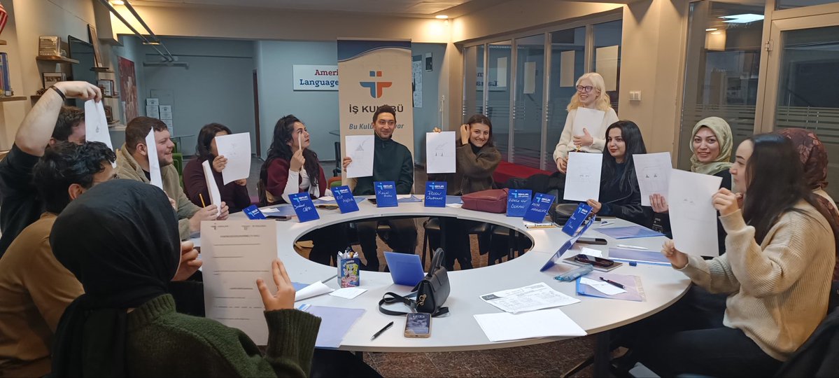 Erzurum İş Kulübümüz tarafından Atatürk Üniversitesi  Turizm Fakültesi ile Mütercim ve Tercümanlık Bölümü öğrencilerine İş Kulübü eğitimi düzenlendi.