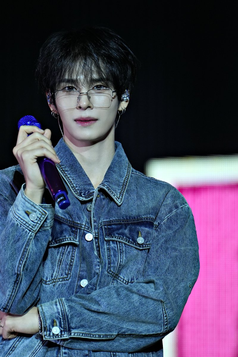 내 청춘아 생일 축하해 

#세림 #SERIM 
#HAPPYSERIMDAY 
#박세림_논란_너무잘생김 
#크래비티_다정한섹시큐티보이_박세림_생일