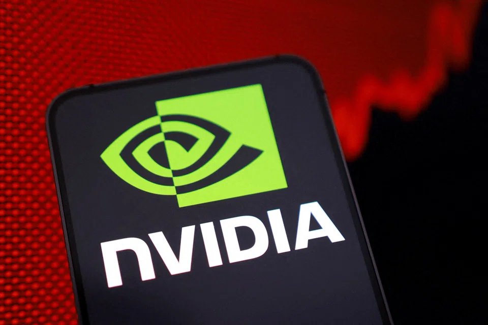 GPLPCN's tweet photo. [Nvidia Plans $2 Billion Investment Each in Two Optical Companies to Bolster AI Computing Ecosystem]
Nvidia will invest $2B each in optical tech firms Lumentum and Coherent. This $4B move aims to strengthen its advanced AI computing ecosystem.
#Nvidia #AIEcosystem #OpticalTech https://t.co/LupwCfWDmz