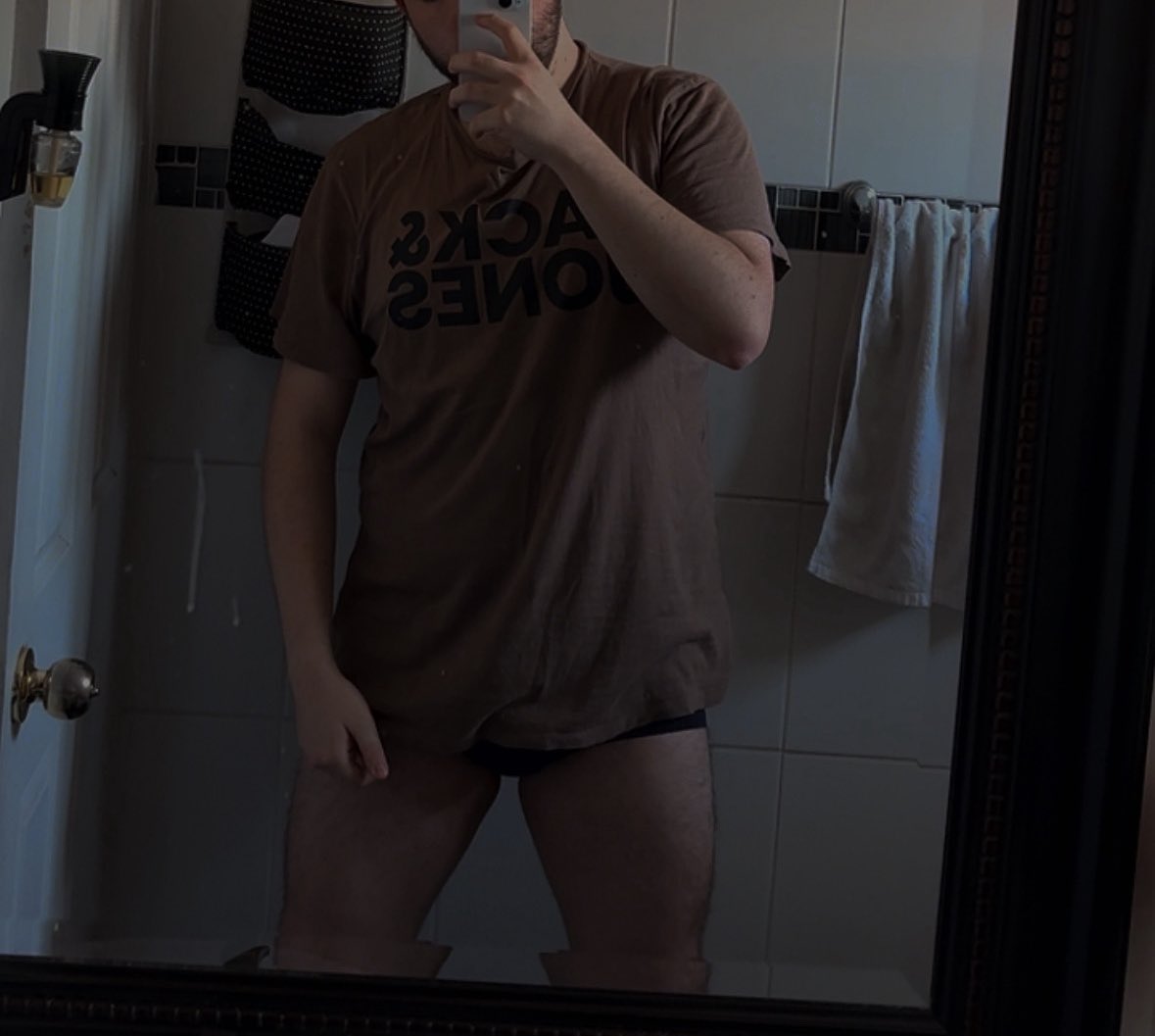 de cumpleaños con globitos en mi perfil🥹