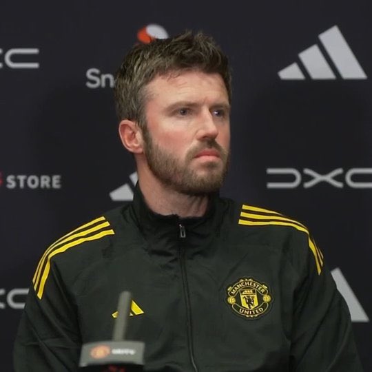 🚨🗣️ Michael Carrick:

"We certainly won't get carried away. We're hungry for more, for sure..."
