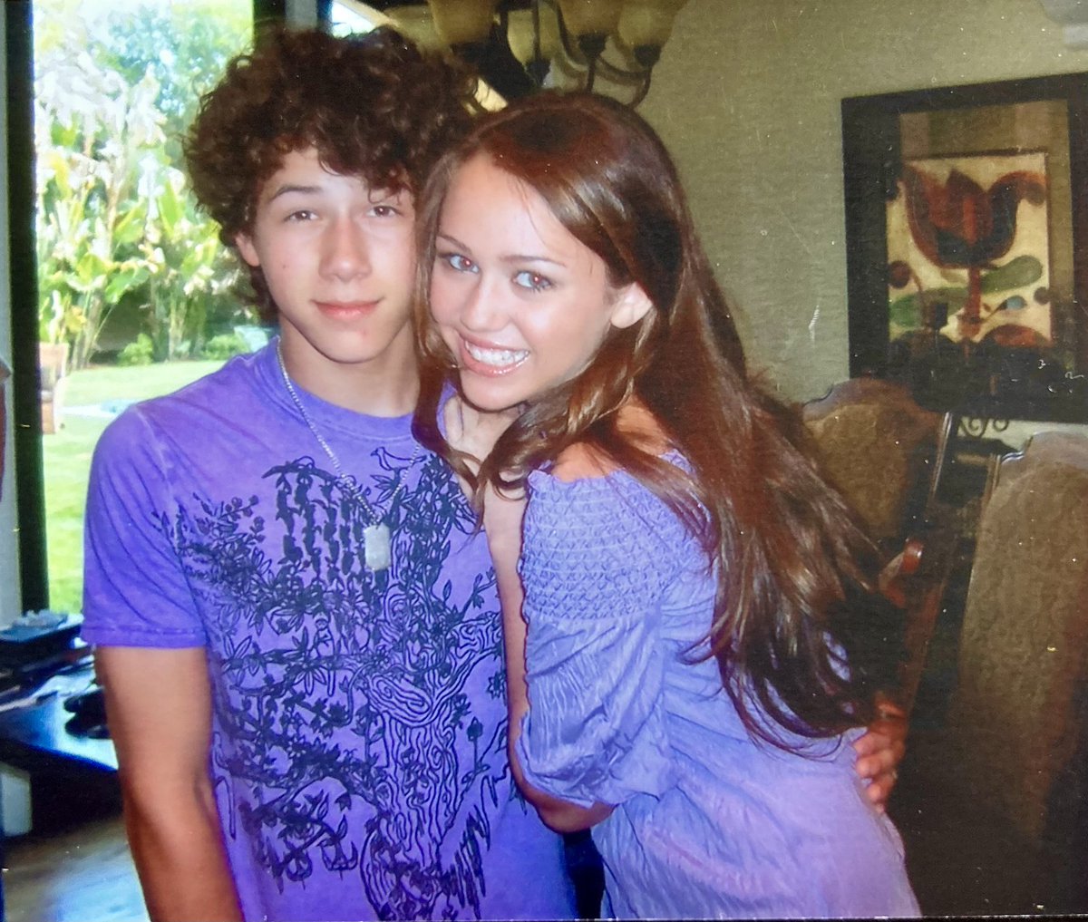Evadivalore's tweet photo. When Nick Jonas wrote an entire song about how he didn’t want Miley Cyrus to marry Liam Hemsworth https://t.co/6LTf4zwUO4