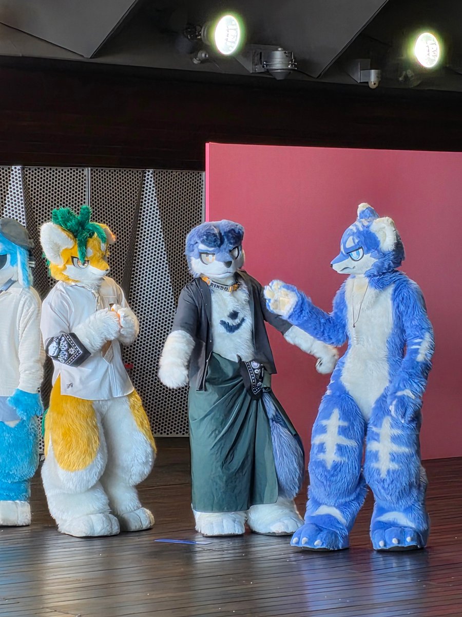 ゼーオス tweet media