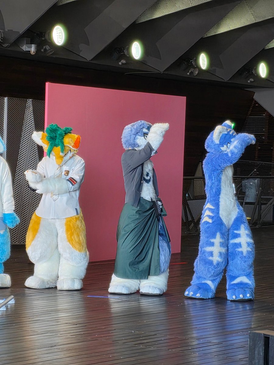 ゼーオス tweet media