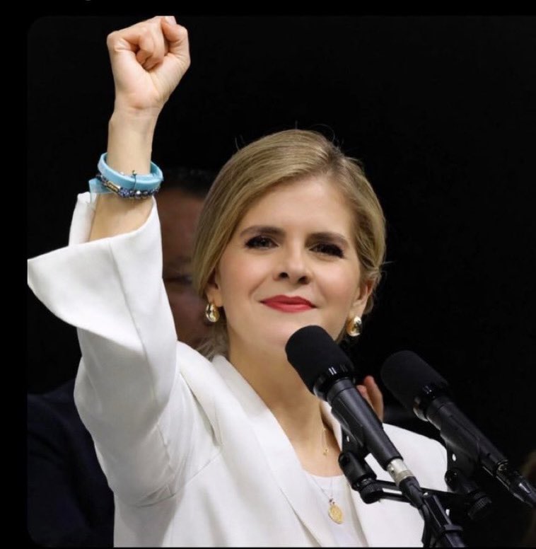 Como costarricense me siento orgulloso de nuestros resultados, que son el esfuerzo de todos, de todas las estrategias aplicadas; y de una LAURA FERNÁNDEZ que estuvo a la altura, con personalidad firme, combativa y hoy nuestra PRESIDENTA ELECTA. Gracias a Dios. <a href="/laurapresi2026/">Laura Fernández Delgado</a>