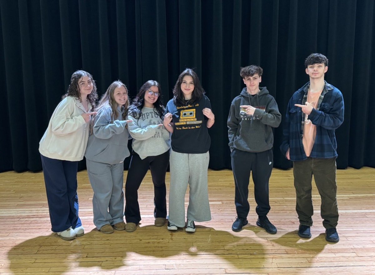 Mr_Lahoud's tweet photo. @LHSRI Variety Show 59 is this weekend, Fri/Sat at 7pm, and Sunday at 2pm! Doors open to the public an hour before. Tickets sre $10.00! 

Below, is the cast and crew that started their Vshow journey 3 years ago at Vshow 56.

Come see them now as seniors at Variety Show 59! https://t.co/PaLNAuFVOV