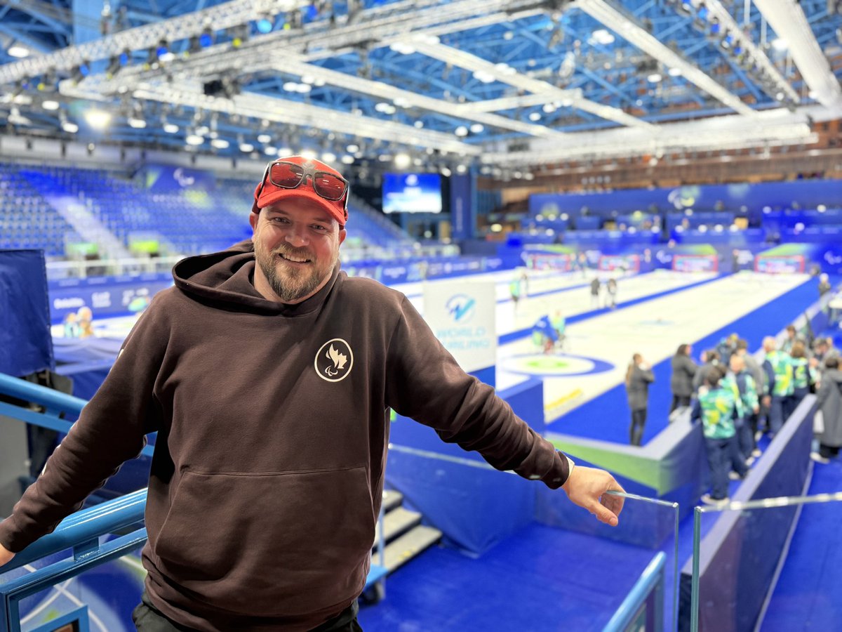 Canada’s Paralympic snowboard cross champion Tyler Turner just couldn’t stay away from the curling 🥌 venue

He just told me he’s never been more motivated in his career as he tries to defend Paralympic gold

Tyler competes Saturday in qualifying and then on Sunday for the podium