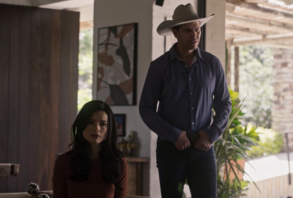 PasdeGavilanes's tweet photo. #PasiónDeGavilanes2 #PDG48 Juan y Norma sospechan que Romina es la responsable del ataque. https://t.co/c8PpiDX1jm