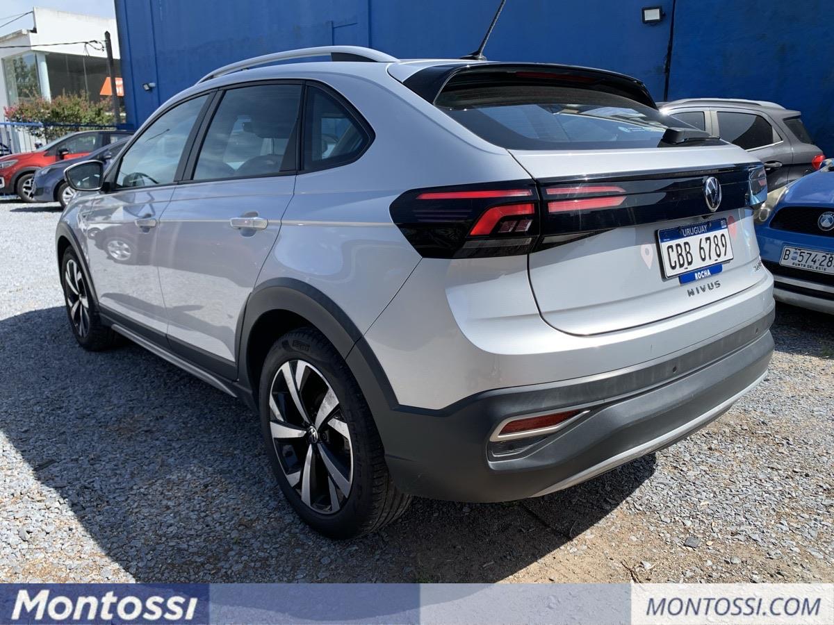 Volkswagen Nivus highline Gris Plata 1.0 Año 2021 IMPECABLE! 96.000 km USD 21.500. Aceptamos Permutas. Financiación Propia y Bancaria. Consultas al bit.ly/4b6s9yZ