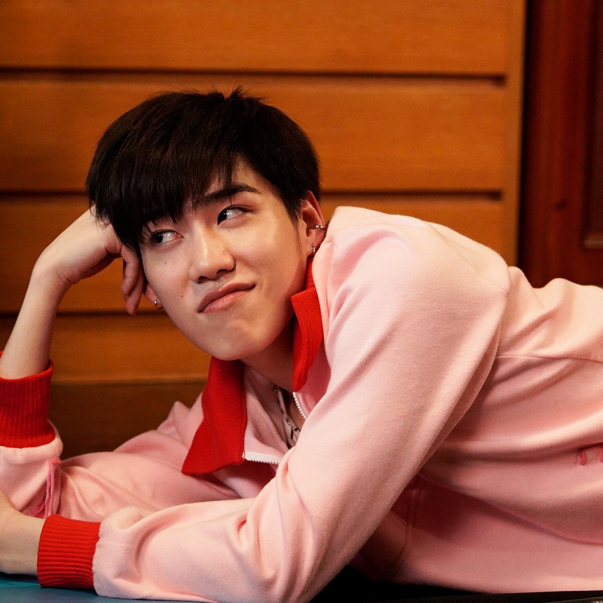 อาม่ารักน้องตี่ตี๋ น้องพีพีเป็นตี่ตี๋ได้สมบูรณ์แบบที่สุดเลย เก่งมากๆคับ 💓 เกือบปีนึงแล้วผ่านไปไวมาก เป็นช่วงเวลาที่มีความสุขมากๆ ที่ได้ดูน้องพีพีในจอเงิน เข้าโรงหนังกันเป็นว่าเล่น รองานแสดงต่อไปของน้องพีพีน้าา
#PPKritActoroftheYear2025
#ppkritt