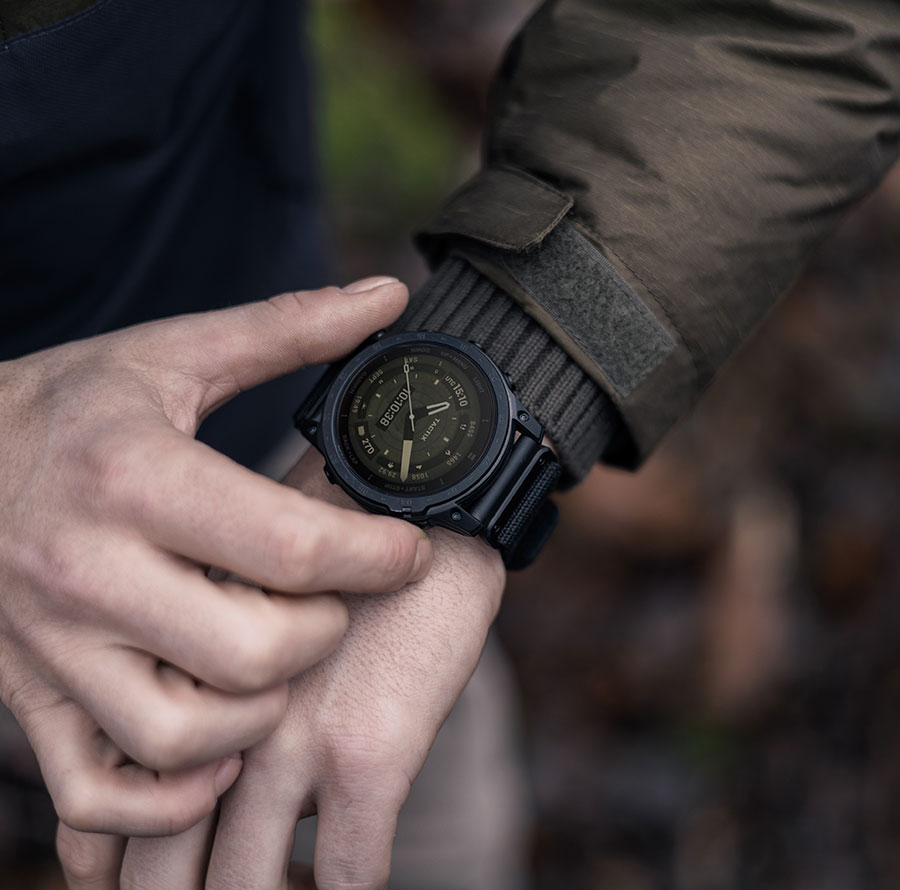 garmin_ua's tweet photo. Преміальний тактичний GPS-годинник tactix 7 AMOLED. Яскравий AMOLED-екран, титановий безель, вбудований ліхтарик та tactical функції. Статусна модель для тих, хто обирає максимум. Обмежена партія за спеціальною ціною.
https://t.co/TbbWHUz8Pq
#sale #GarminUkraine #Garmin_UA https://t.co/mEqoqmV4jk