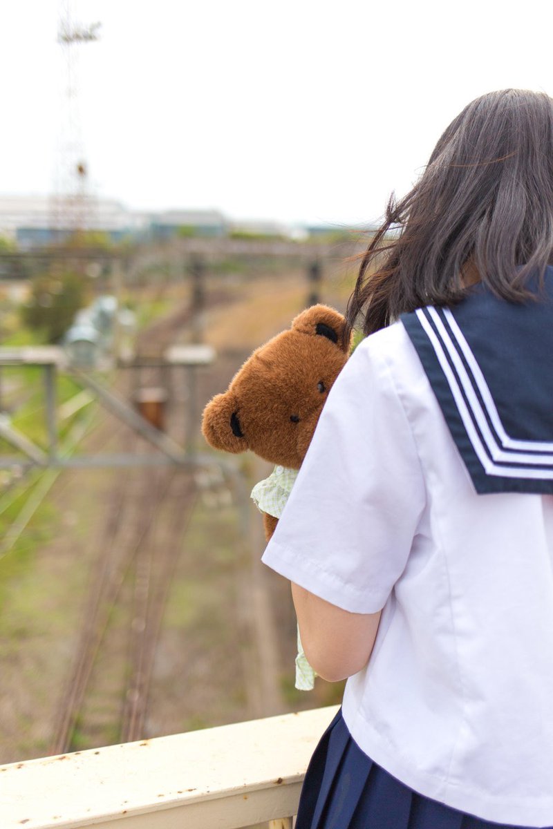 1108Complex1990's tweet photo. 義理の父親からの性被害に耐えきれず自殺しようとしてた中学生を拉致して調教、これも人助け。 https://t.co/FCpvk2ELVk