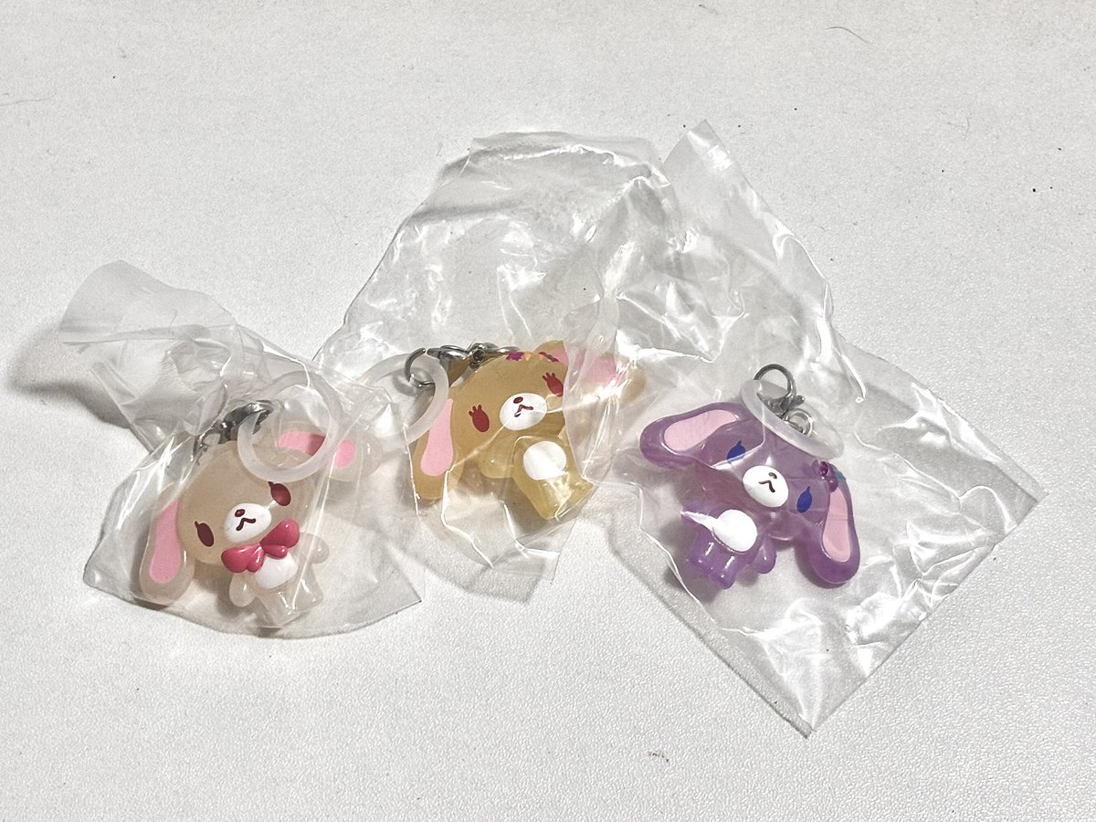 korlakuma's tweet photo. wts lfb ph ☆ #bunsells

sugarbunnies gashapon keyring set

  ↝ ₱700
  ↝ bnew sealed
  ↝ payo (prio)/3 days

rfs: all dupes

"mine" to claim

sugar bunny gacha gachapon keychain sanrio white pink anik collectible hello kitty trinket clutter shirousa hanausa blueberryusa https://t.co/4hgu9rPv8s