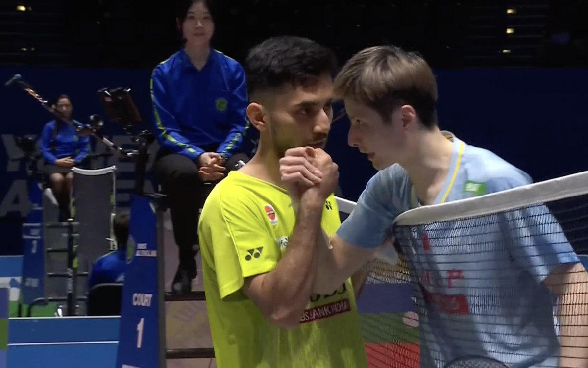 Vinayakk tweet media