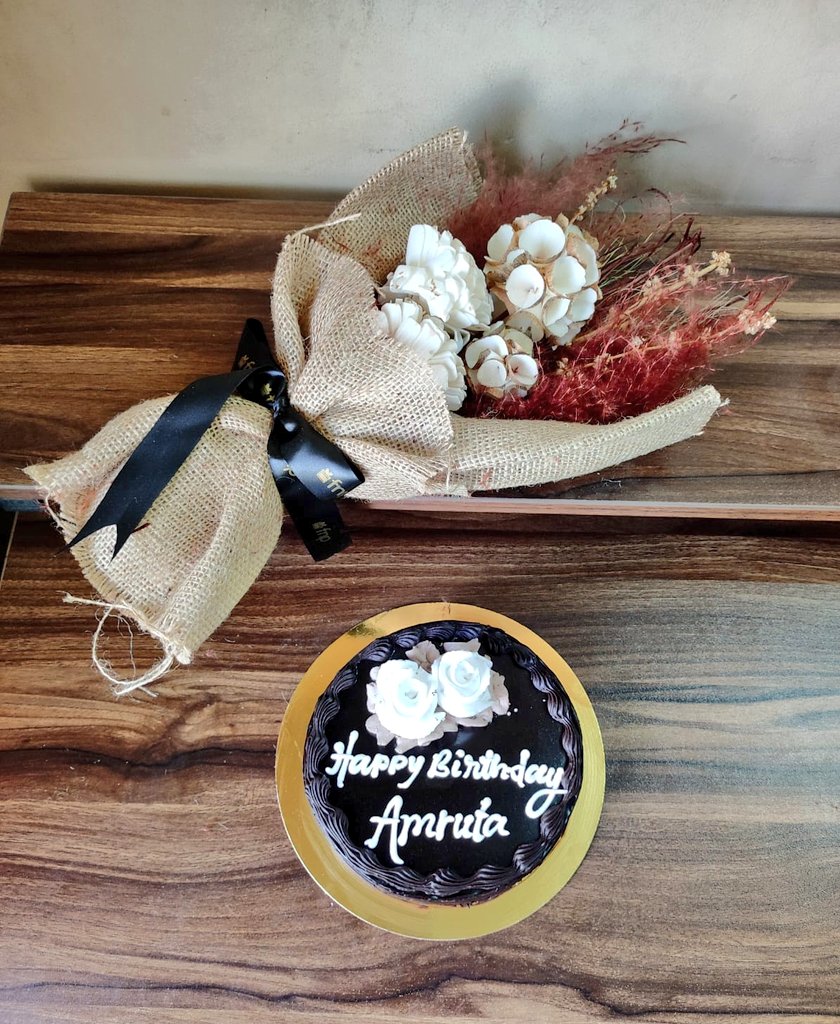 Amruta 🇮🇳 tweet media