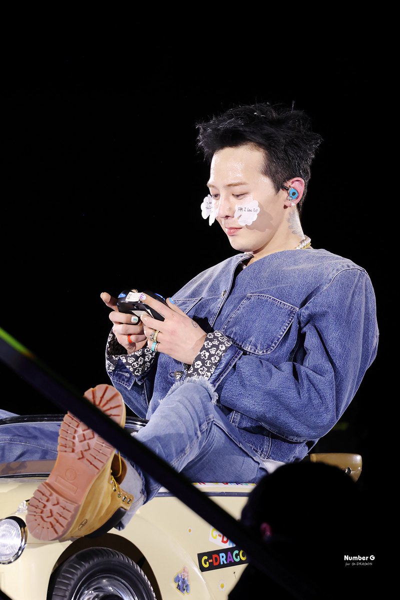 Number G tweet media