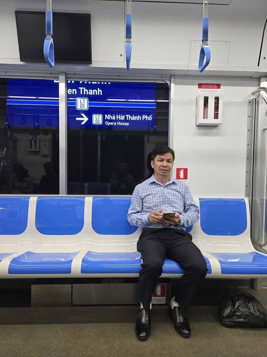 Yêu Trung Niên tweet media