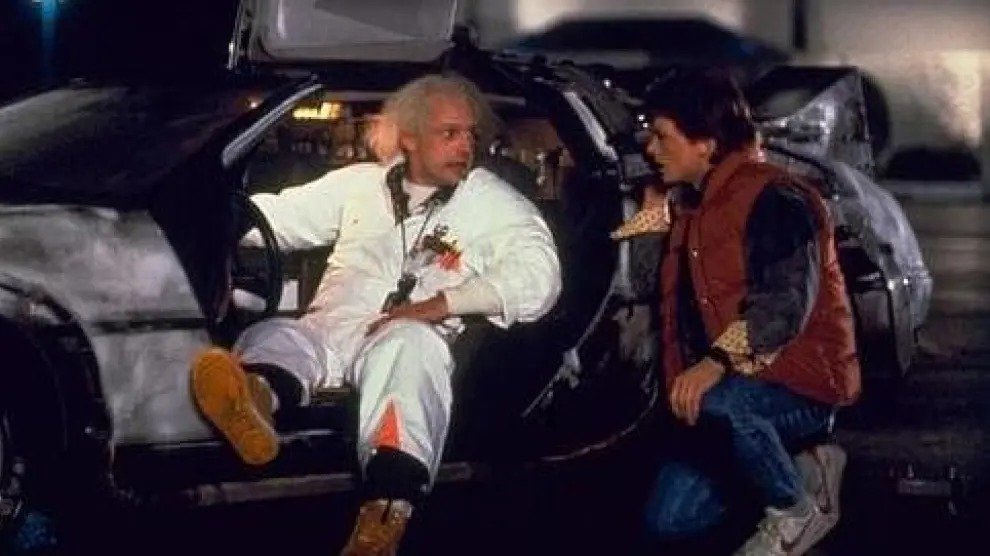 Marty, tienes que volver al 12 de Julio de 2012, y convencer a Cristina que permita la importación de los vasitos de starbucks