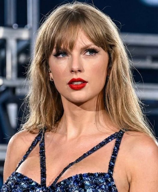 LissySwift13's tweet photo. Just look at her https://t.co/hxY1FJVOb4