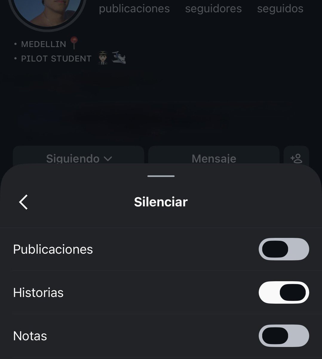 WilJimenez_'s tweet photo. Así que todo el tiempo tuve el chisme de frente y no me di cuenta porque estaba aburrido de ver un cf de “blanquito en problemas” 😂😂 https://t.co/42JlIo1yZz
