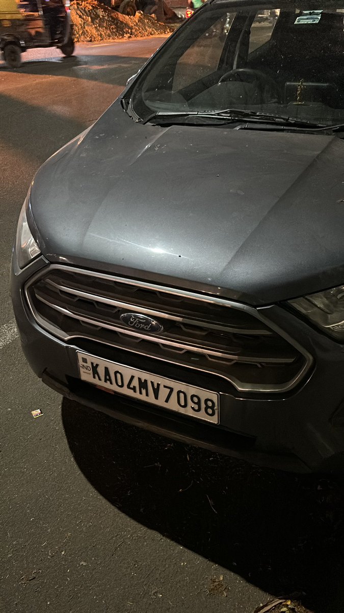 pradeepkishan's tweet photo. @blrcitytraffic - this vehicle is parked right at the gate of my house in Jayanagar 4th T block and the owner is nowhere to be found. This is causing inconvenience. Please help as such insensitive parking causes extreme problems. https://t.co/p7gSztYwFV