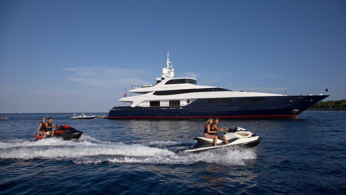 🌊 Set sail on a luxurious adventure with our luxury yacht charters in Dubai, UAE! 🇦🇪✨

🚤 Book your unforgettable journey today and discover the magic of Dubai by Sailo yacht charters: sailo.com/boat-rentals/U…

#Sailo #SailoUAE #DubaiLuxuryYachtCharters #DubaiYachtRentals