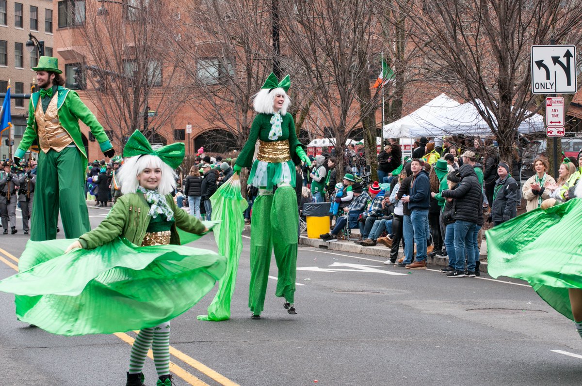 CTrail Hartford Line tweet media