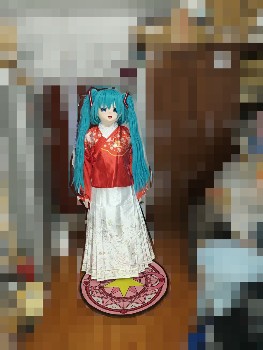 EliteCadre's tweet photo. 大家元宵节快乐！#Kigurumi #汉服 https://t.co/HTyfY6q0Fn