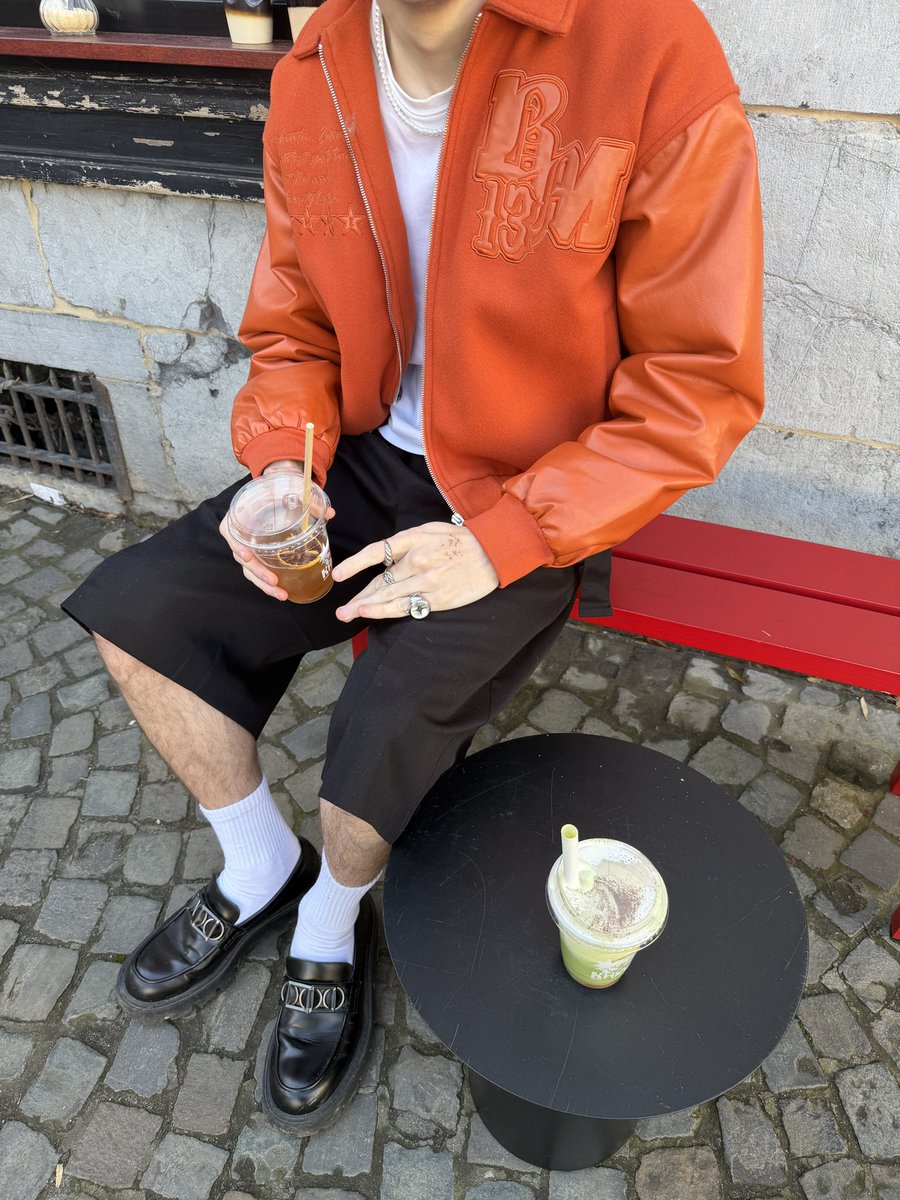 AURELLLLL tweet media