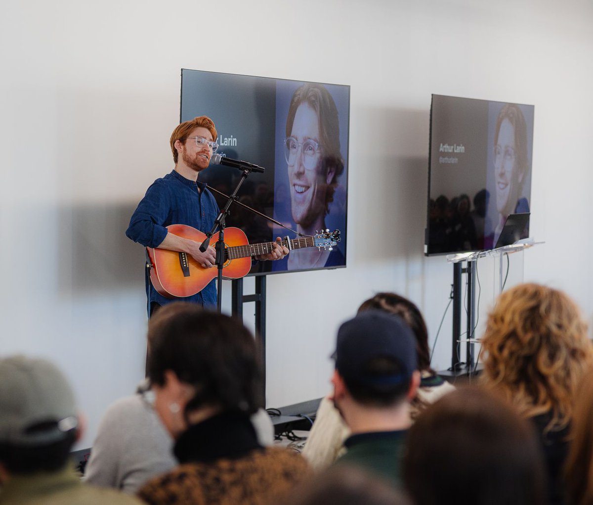 NewYork_CM's tweet image. Our opening act Arthur Larin played a great set to kick off our February event. #CMNYC #CMcamino
📸 by Nelson Luna @nelsondotluna