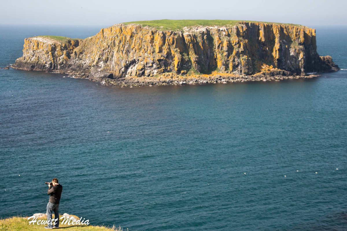 WanderLust1280's tweet photo. There are few bridges in the world like the wonderful Carrick-a-Rede Bridge in Northern Ireland.  Learn more about it in my Carrick-a-Rede Visitor's Guide.  https://t.co/GImaLTTixK

#CarrickARede #NorthernIreland #TravelGuide #Wanderlust #AdventureAwaits #VisitIreland #TravelPhotography #ExploreTheWorld #NatureLovers #BridgeViews