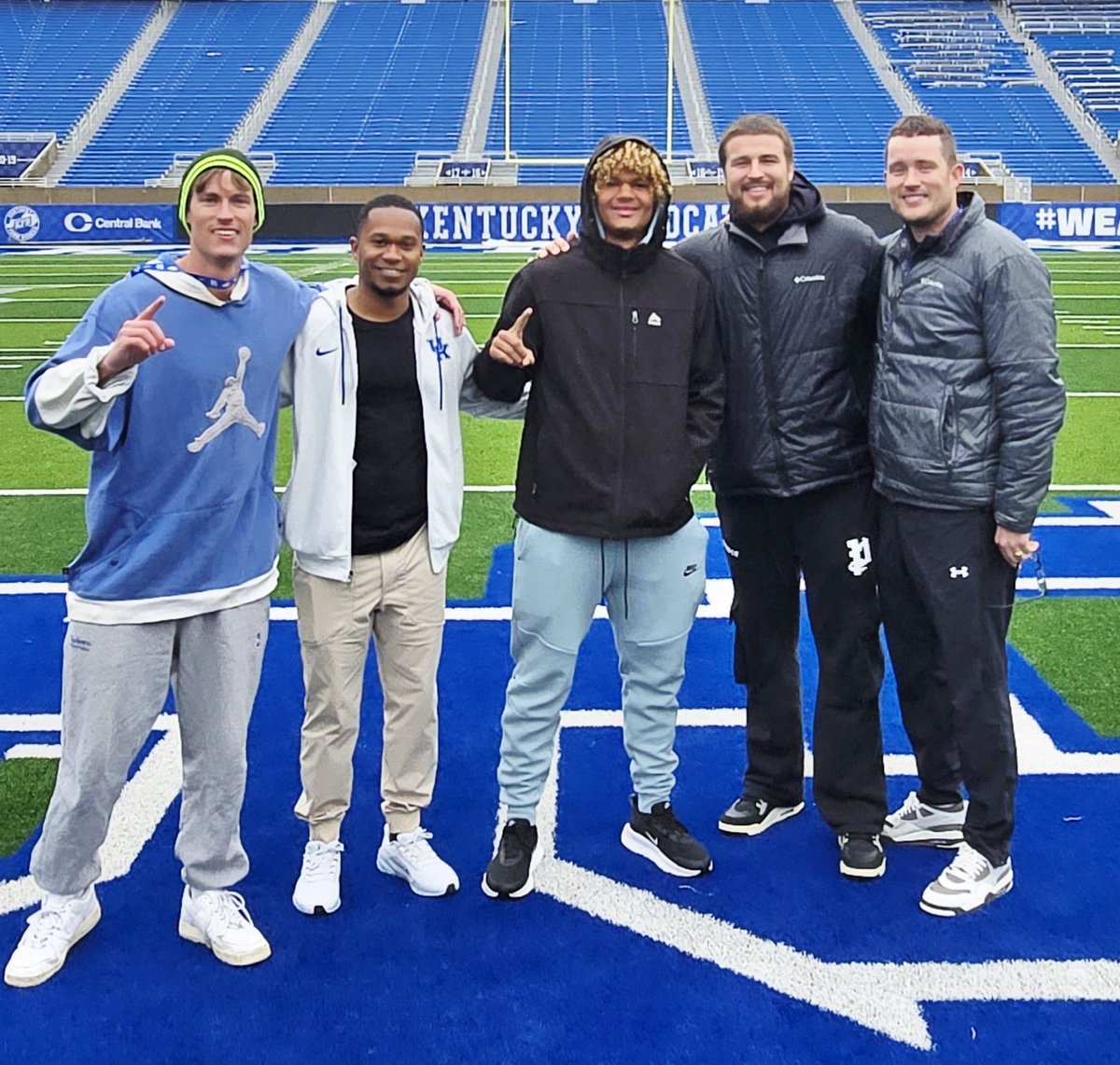 Linc “DaLion” Frazier 🏈6’2” 202 C/O 2029 tweet media