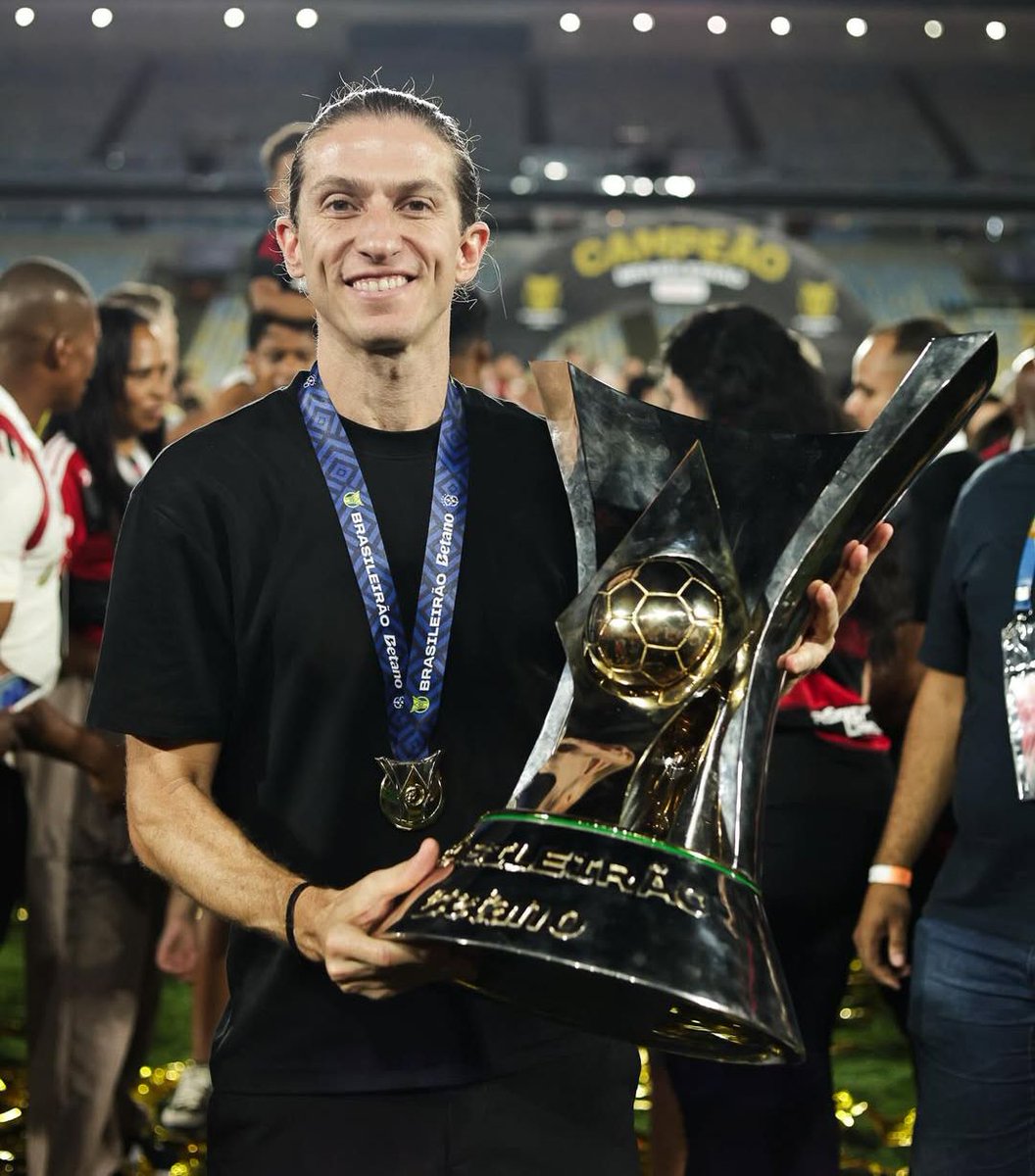 Dexerto's tweet photo. A footballer manager has been fired despite winning his last game 8-0

Filipe Luis led Brazilian side Flamengo to 7 titles in his 100 matches in charge https://t.co/DxsbpQMJAR